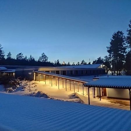 Hotelli Hiittenharju Harjavalta Exterior foto